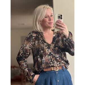 Lafayette 148 Silk Size Medium Women’s Multi Color Blouse. Watercolor Art Top!